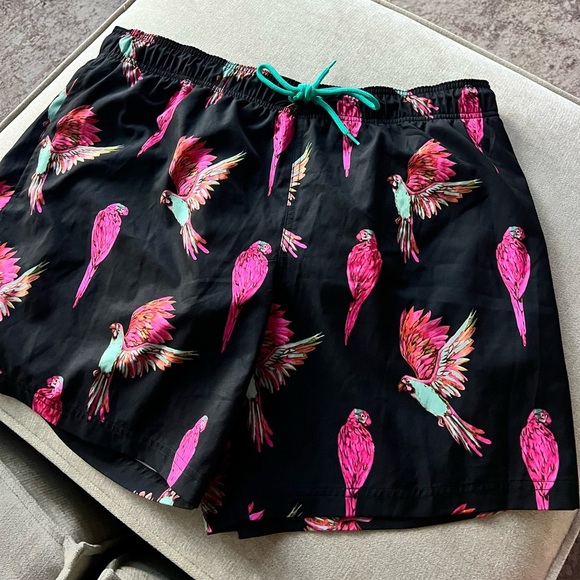 Men’s Tropical Bird Swim Shorts Size XL - Picture 1 of 3
